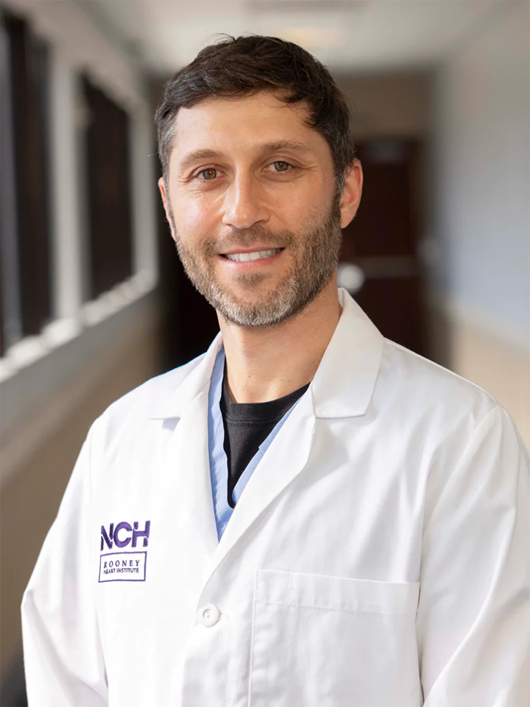 Headshot of Steven Deutsch